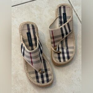 Burberry Women's / big kid very small size Check Sandals - Beige and Black